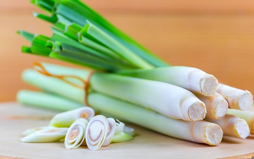 大蔥一擦就掉色，是被染色了？食品安全檢測(cè)儀還你一個(gè)真相